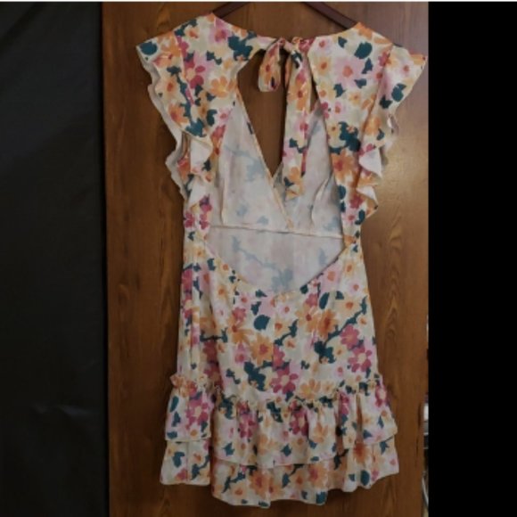 SHEIN Ruffle Trim Tied Backless Dress - Picture 3 of 5